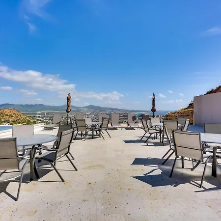 Cabo Pedregal Condo Ocean View And 2 Infinity Pools